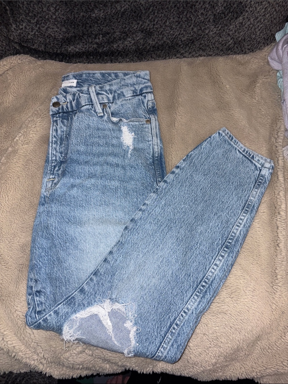 Good American Straight Distressed Jeans, Size 6